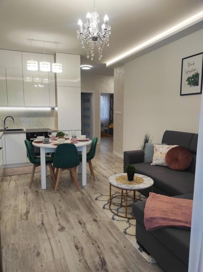 Sun River Apartament Илава Екстериор снимка